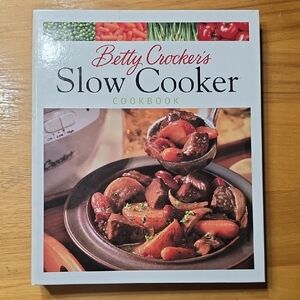 Betty Crocker Slow Cooker Cookbook